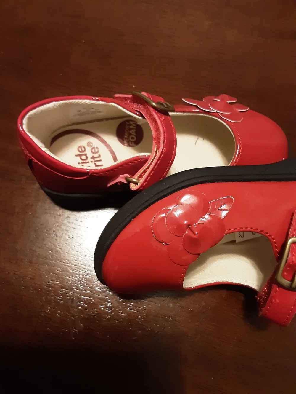 Stride Rite Red Patent Mary Jane Dress Shoes with Flower Size 6 - Picture 4 of 4